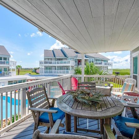 Апартаменты Gulf Breeze Mustang Beach Экстерьер фото